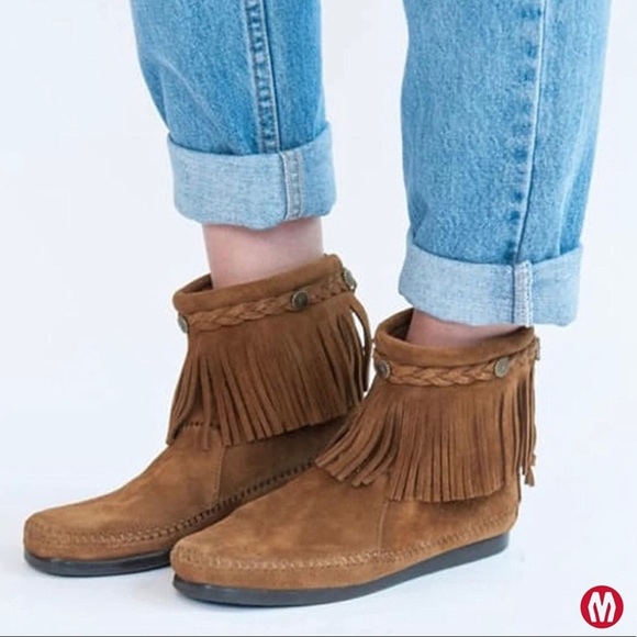 Minnetonka Dusty Brown Suede Hi Top Back Zip Fringe Ankle Booties - Picture 3 of 15